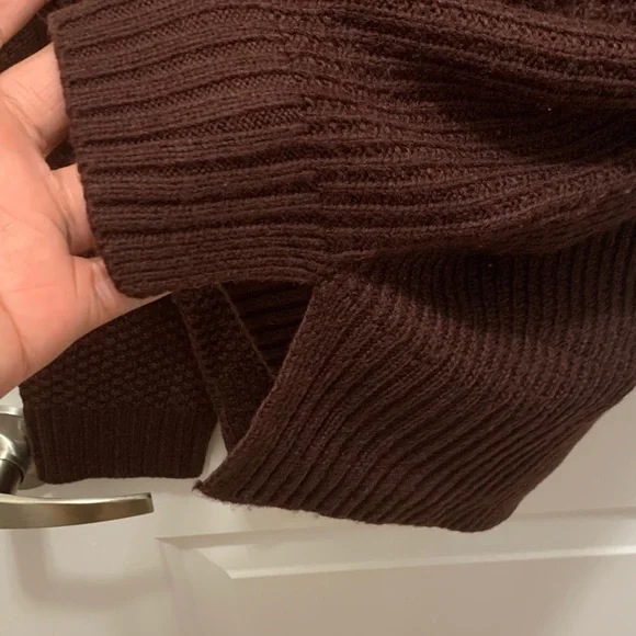 Brown/red Over sized Sweater - Picture 4 of 6